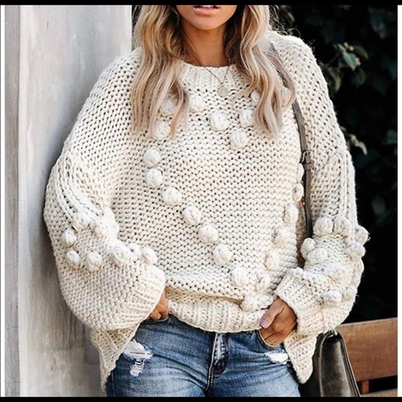 Sweaters - HEART SWEATER XL